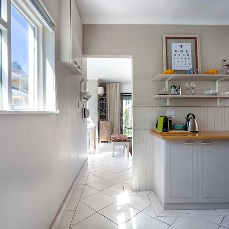 Cosy And Classy Sea Point Apartment Kaapstad Buitenkant foto