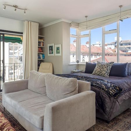 Cosy And Classy Sea Point Apartment Kaapstad Buitenkant foto