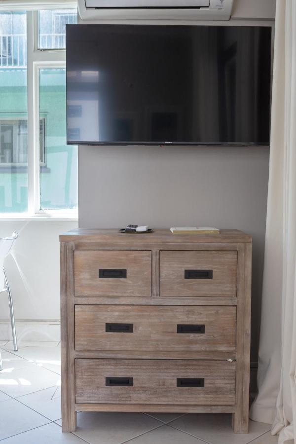 Cosy And Classy Sea Point Apartment Kaapstad Buitenkant foto