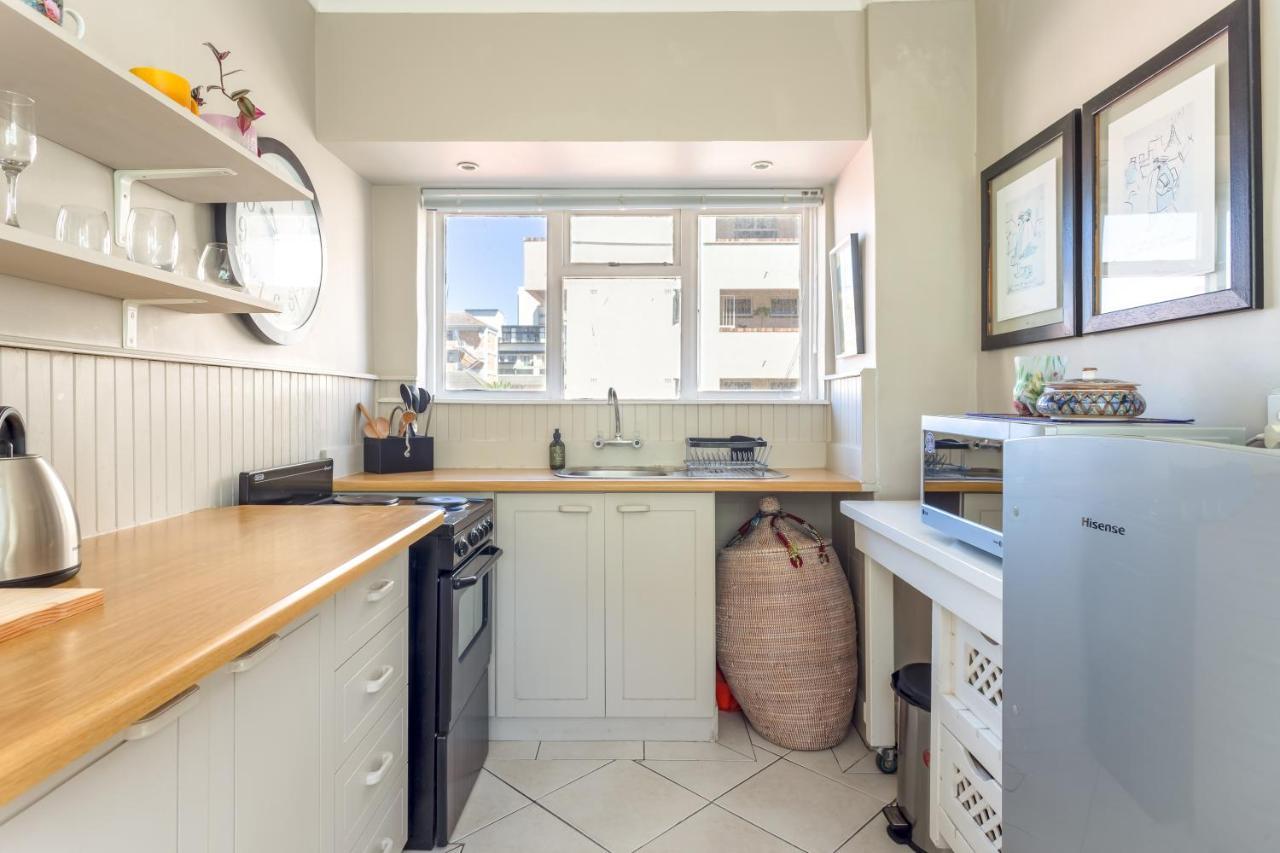 Cosy And Classy Sea Point Apartment Kaapstad Buitenkant foto