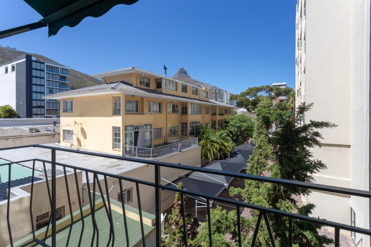 Cosy And Classy Sea Point Apartment Kaapstad Buitenkant foto
