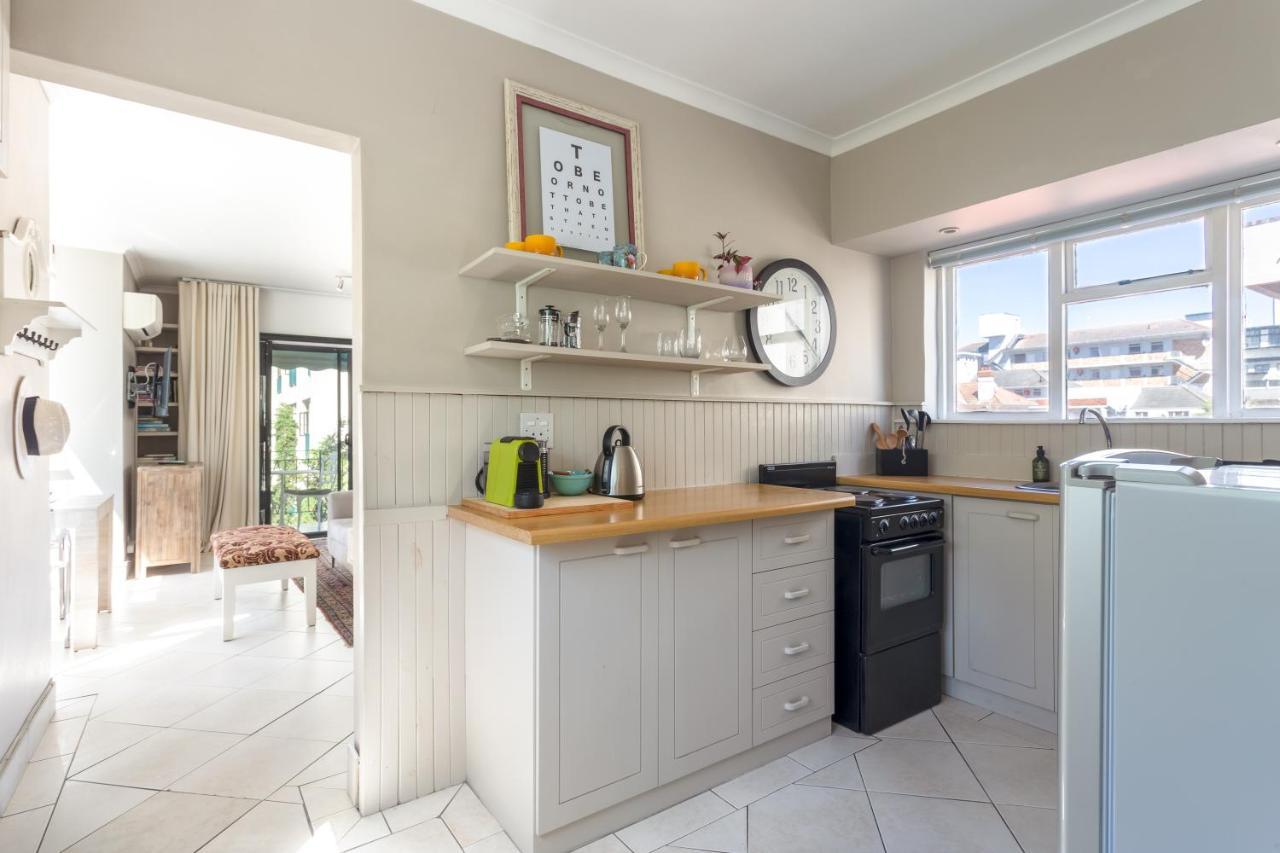 Cosy And Classy Sea Point Apartment Kaapstad Buitenkant foto